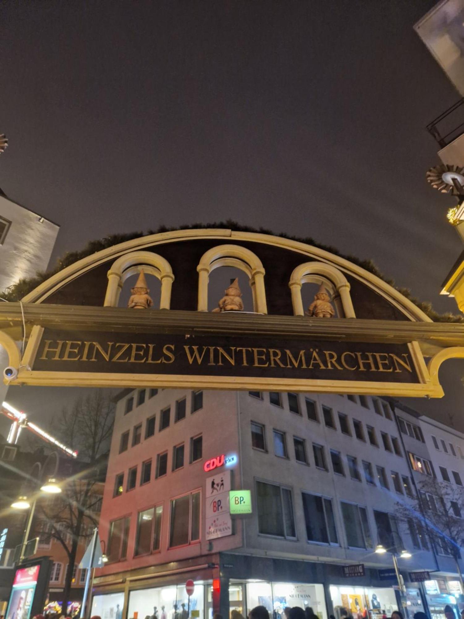 Appartement Zentrale Lage In Der Naehe Von Der Uni ,neumarkt Und Messe Nur 5 Stationen Keulen